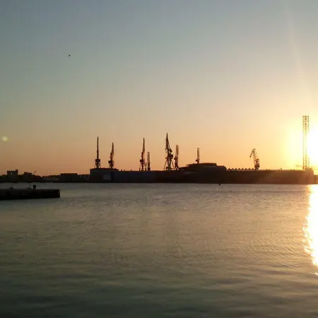 In Center Διαμέρισμα