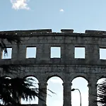 Appartamento In Center *